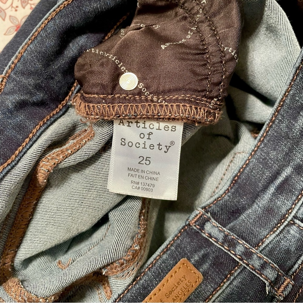 NWOT Articles of Society Suzy Dark Wash Fray Hem Ankle Crop Skinny Jeans Size 25 - Picture 8 of 9